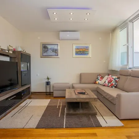 Apartament Mia Leona